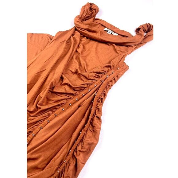 UO Giselle Ruched Side Slit Midi Dress - Picture 6 of 8